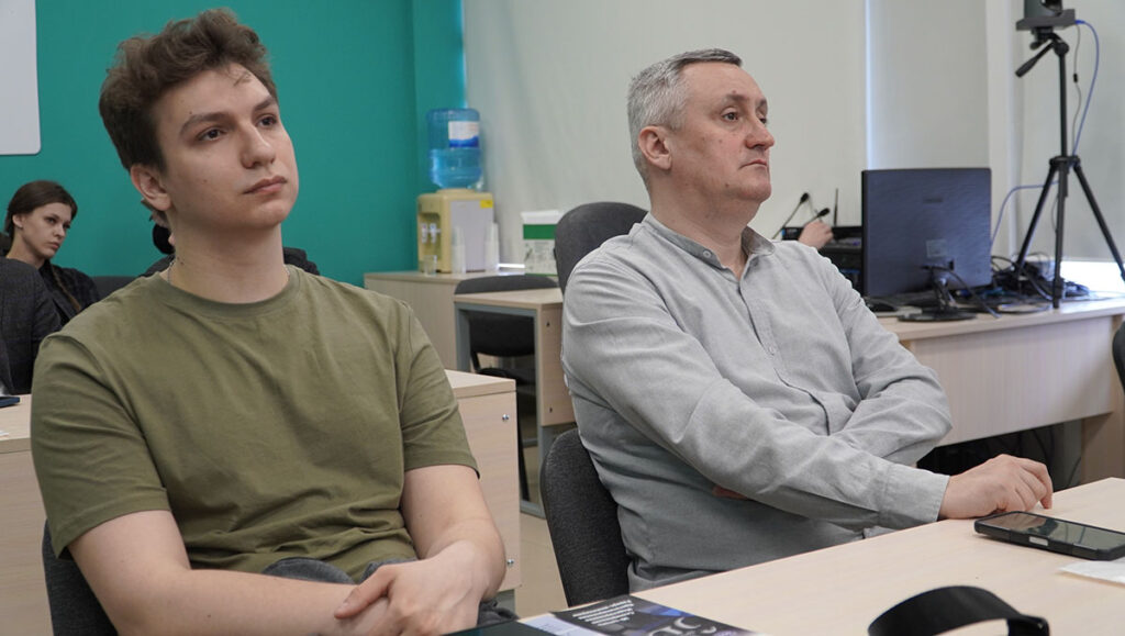 Фоторепортаж с форума 3D ПРОМТЕХ — 2026: как в Барнауле прошёл день аддитивных технологий, инженерии и производства